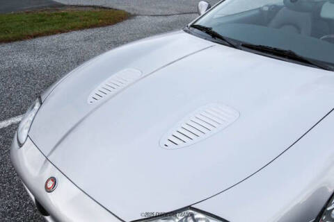 2001 Jaguar XKR
