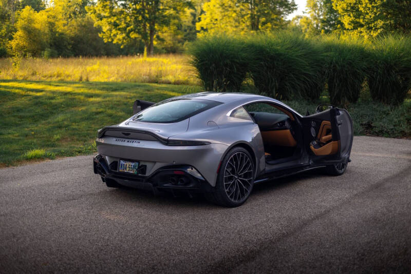 2023 Aston Martin Vantage