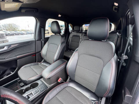 2023 Ford Escape ST-Line Select