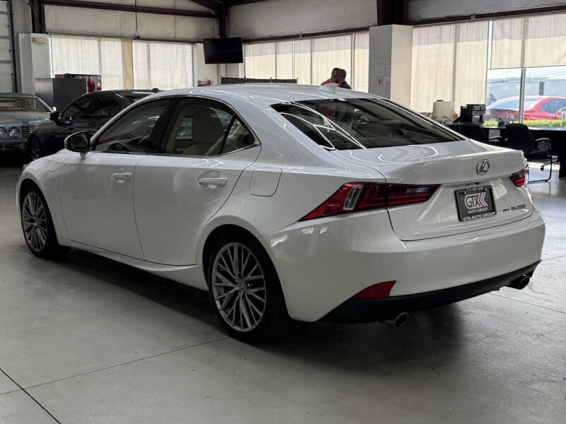 2015 Lexus IS 250