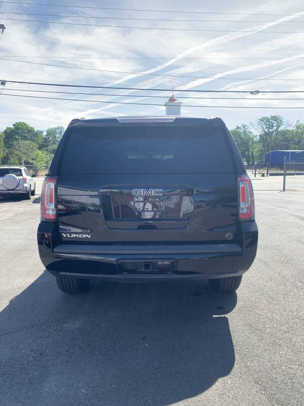2017 GMC Yukon SLE