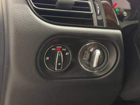 2020 Porsche Macan S