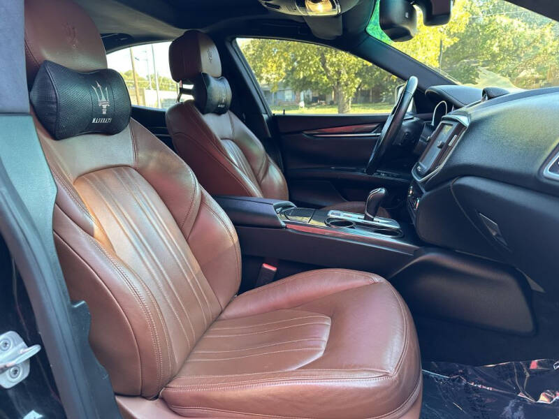 2014 Maserati Ghibli