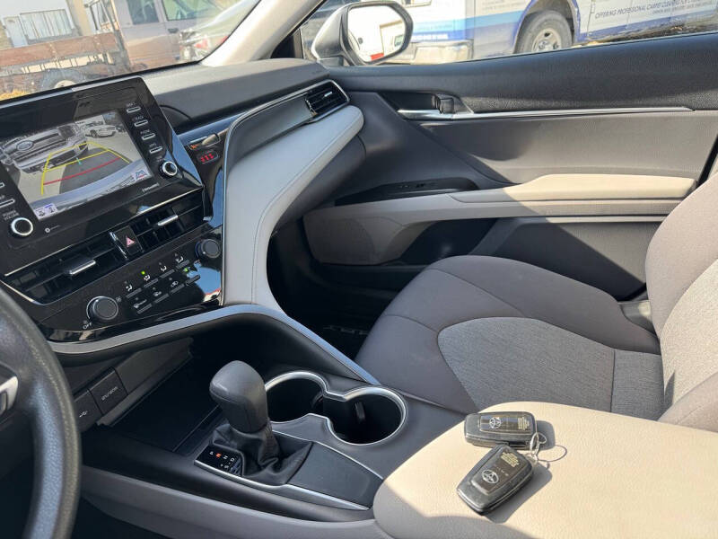 2021 Toyota Camry LE