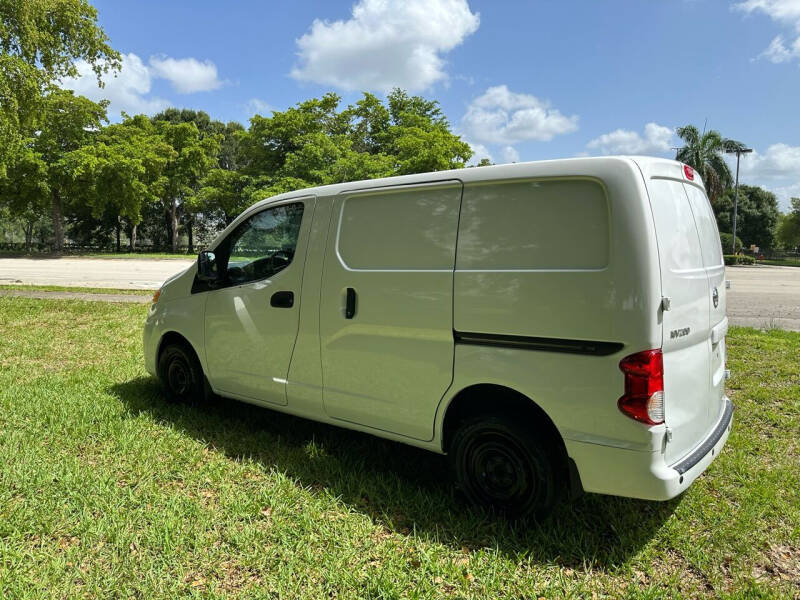 2019 Nissan NV200