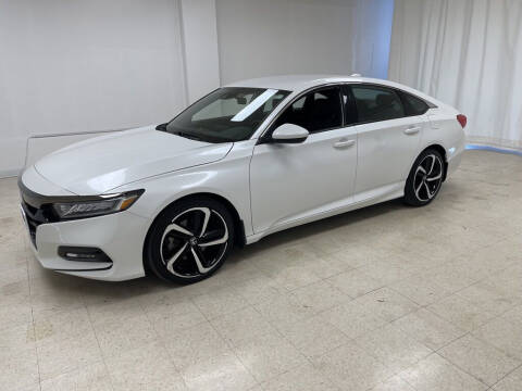 2018 Honda Accord for sale at Kerns Ford Lincoln in Celina OH
