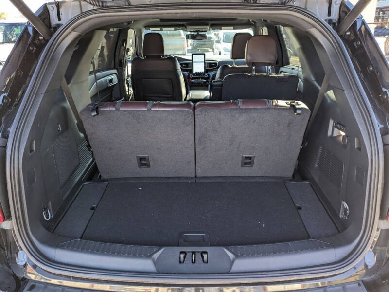 2023 Ford Explorer Platinum