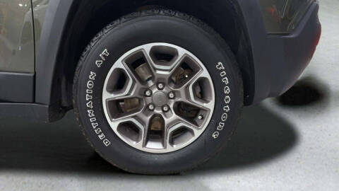 2020 Jeep Cherokee Trailhawk