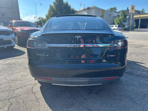 2016 Tesla Model S