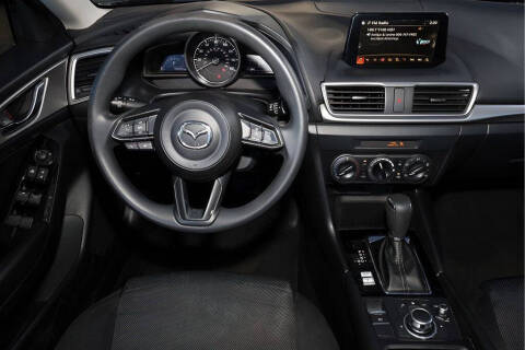 2017 Mazda MAZDA3 Sport