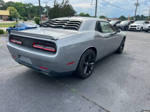 2015 Dodge Challenger SXT