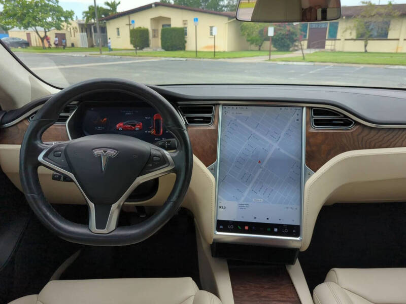 2017 Tesla Model S