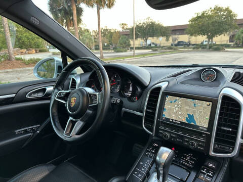 2016 Porsche Cayenne