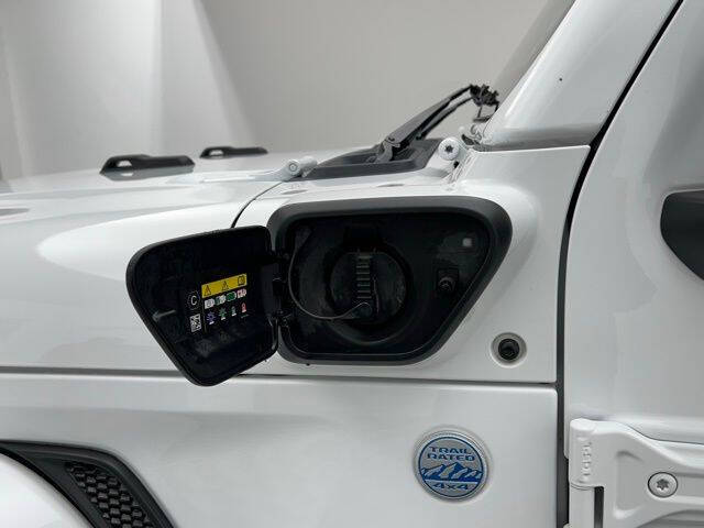 2024 Jeep Wrangler Sahara 4xe