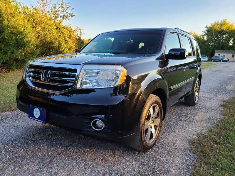 2013 Honda Pilot for sale at The Car Shed in Burleson TX