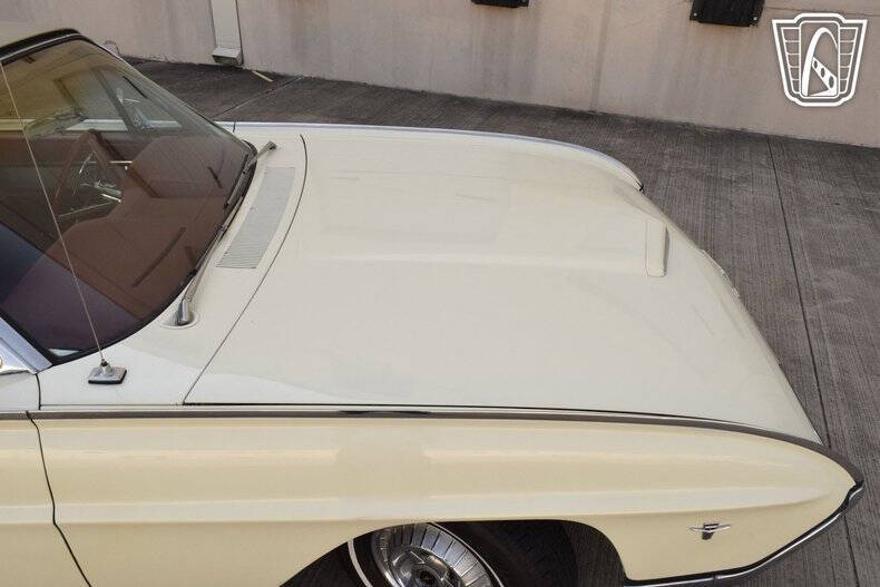 1963 Ford Thunderbird