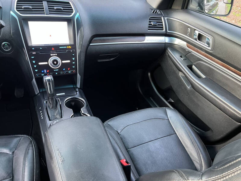2017 Ford Explorer Limited