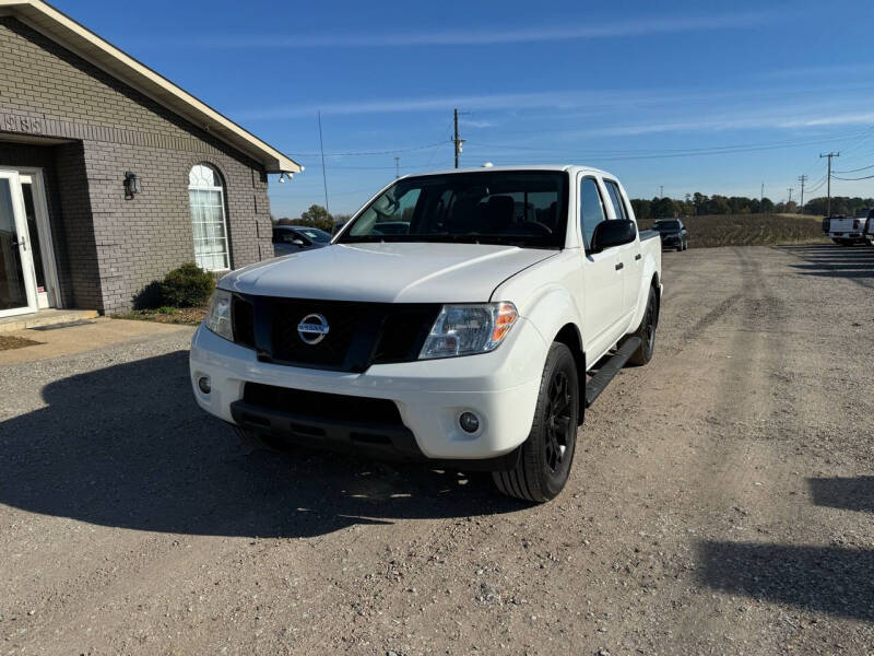 2018 Nissan Frontier SV photo 3