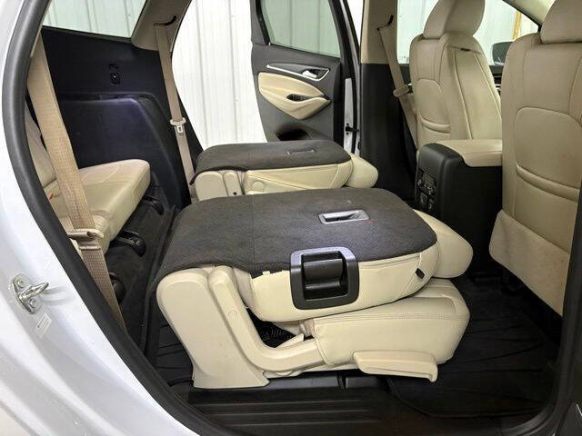 2020 Buick Enclave Essence