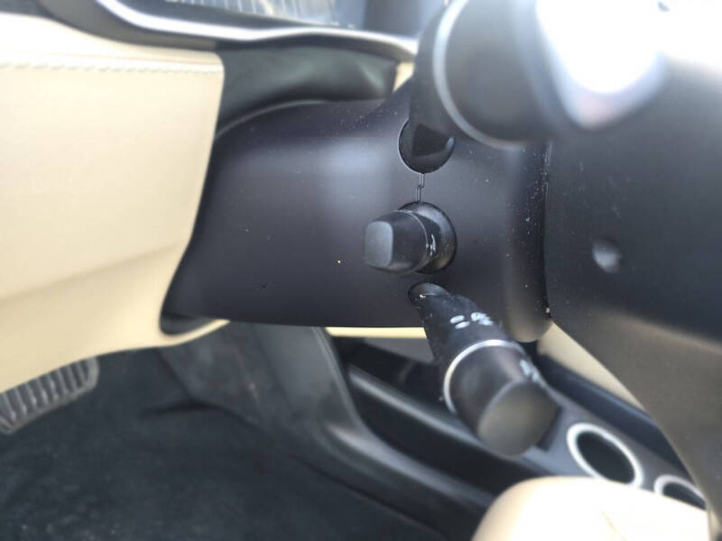 2016 Tesla Model S 70