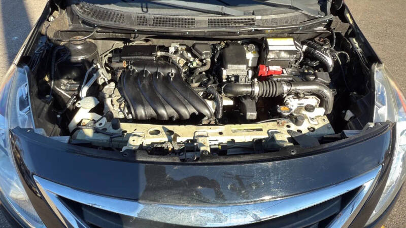 2015 Nissan Versa 1.6 S