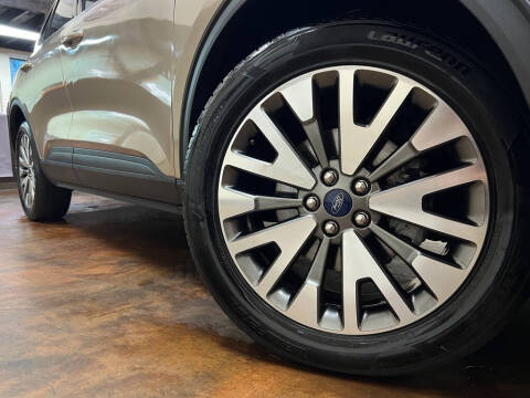 2020 Ford Escape Titanium