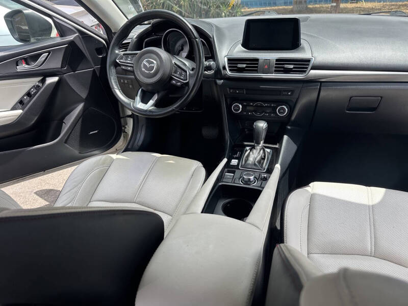 2018 Mazda MAZDA3 Grand Touring