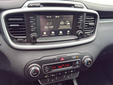 2019 Kia Sorento LX V6