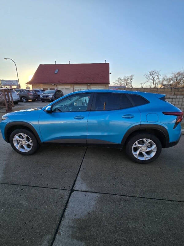 2025 Chevrolet Trax LS