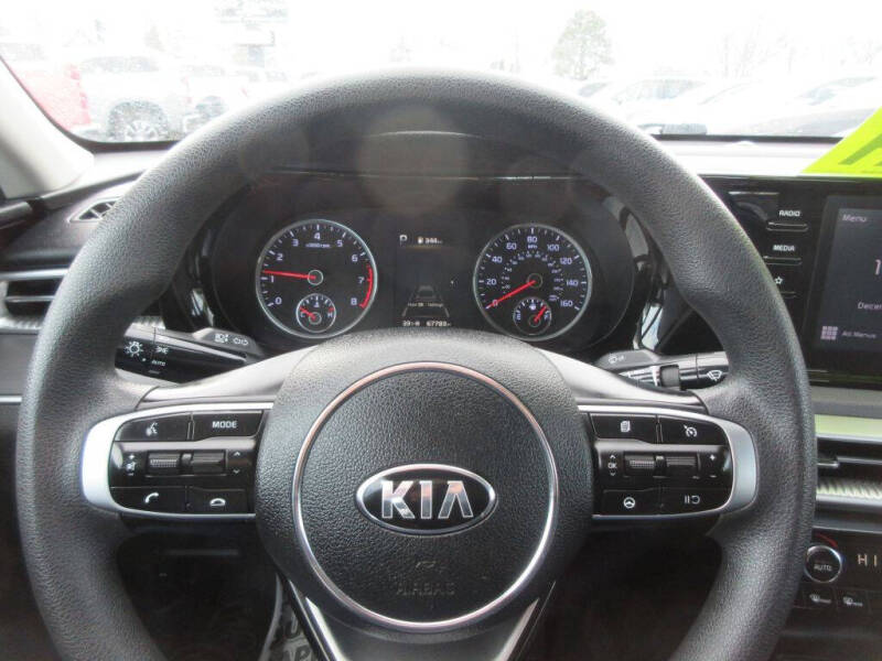2022 Kia K5
