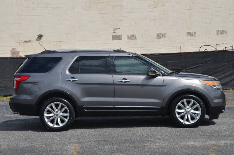 2011 Ford Explorer XLT