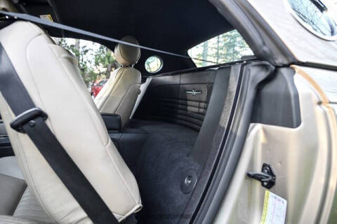 2005 Ford Thunderbird Deluxe