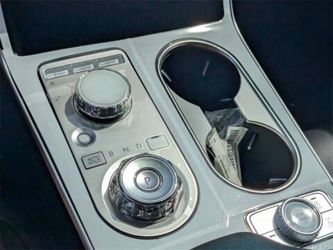 2025 Genesis GV80 2.5T