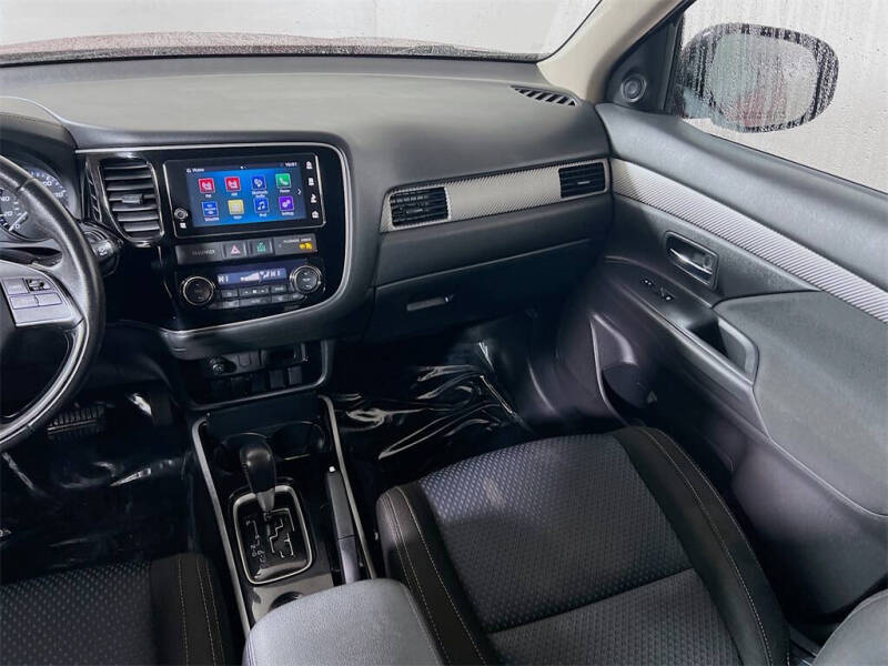 2018 Mitsubishi Outlander SE