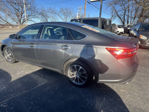 2018 Toyota Avalon XLE