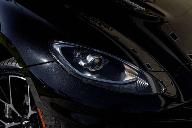 2025 Aston Martin DBX 707