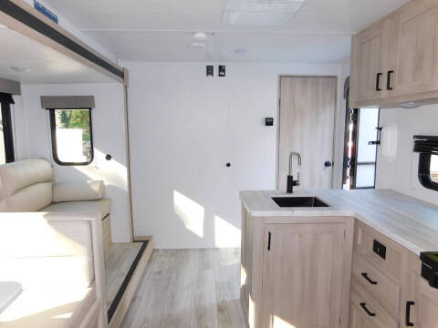 2024 Della Terra 255 BHLE