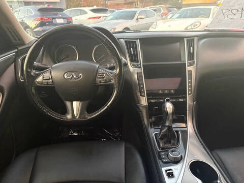 2015 Infiniti Q50