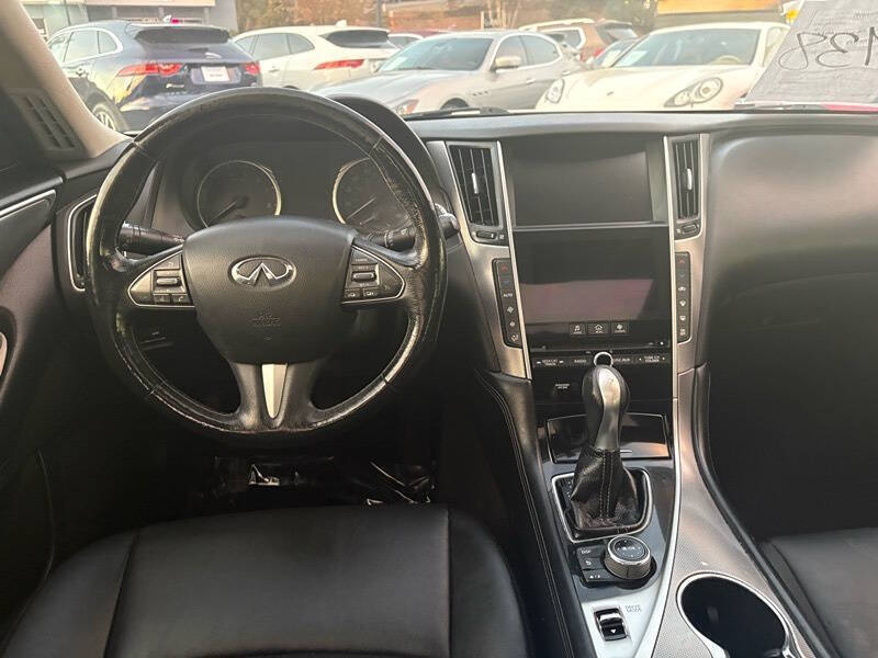 2015 Infiniti Q50