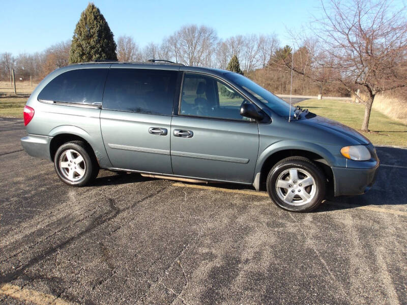 2006 Dodge Grand Caravan SXT's photo