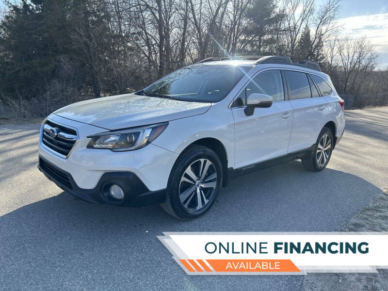 2019 Subaru Outback Limited's photo