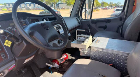 2015 Freightliner M2 106