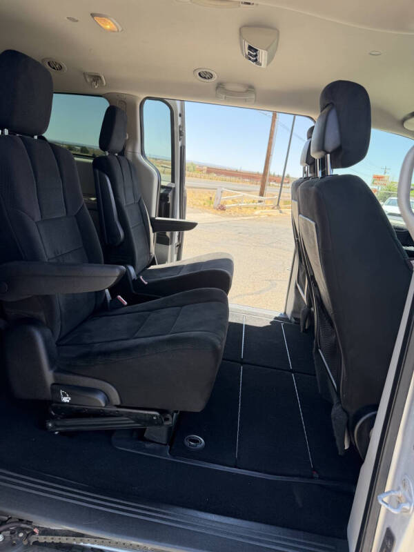 2011 Dodge Grand Caravan Express - Photo 14