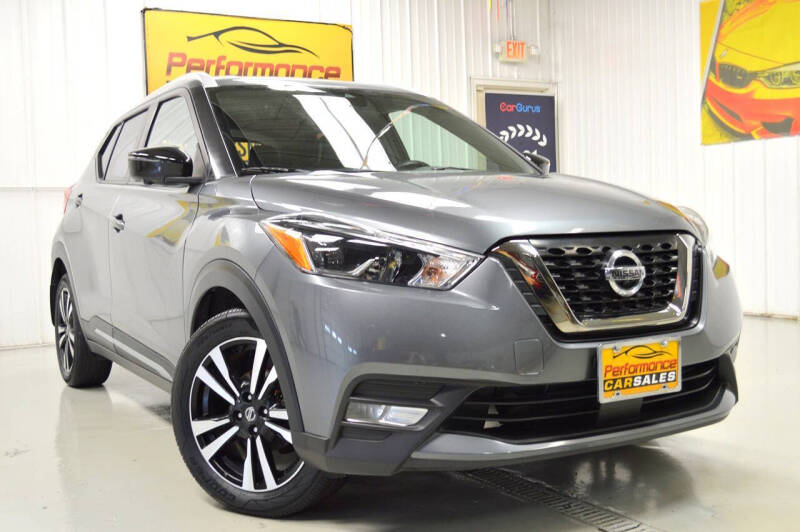 2020 Nissan Kicks SR