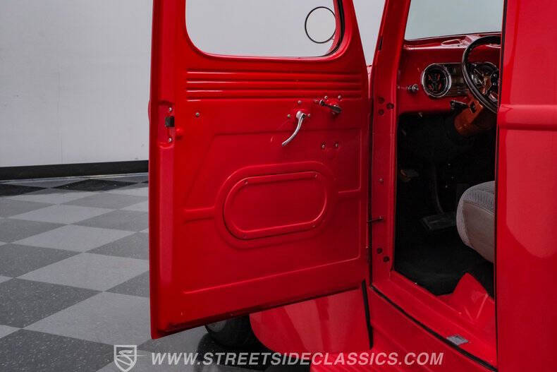 1948 International KB-1