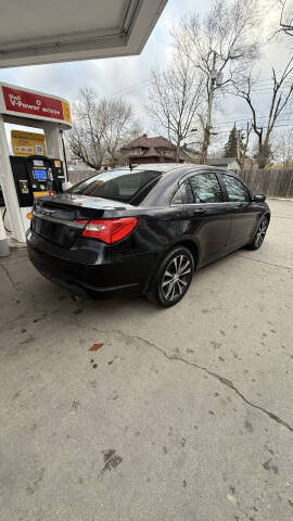 2014 Chrysler 200 Touring