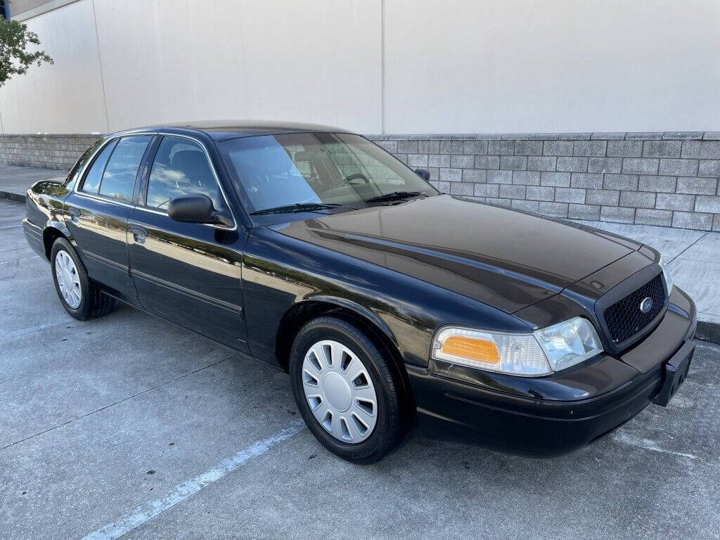 Ford Crown Victoria For Sale In Pearland, TX - ®