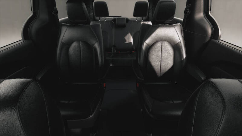 2027 Chrysler Pacifica Select