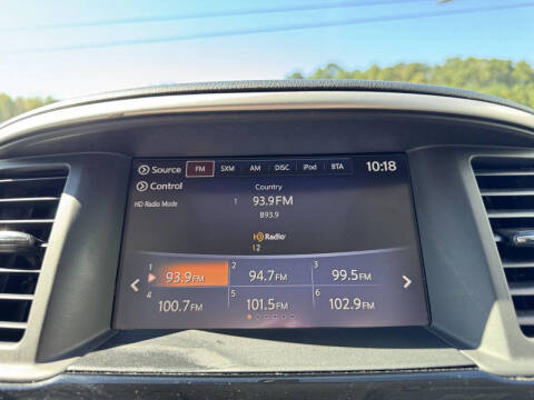 2017 Nissan Pathfinder S