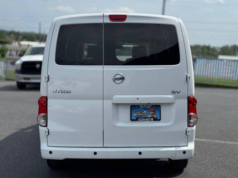 2020 Nissan NV200